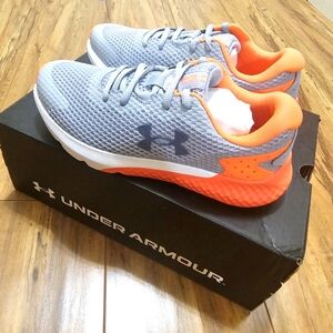 Boy's Under Armour Tennis Shoes